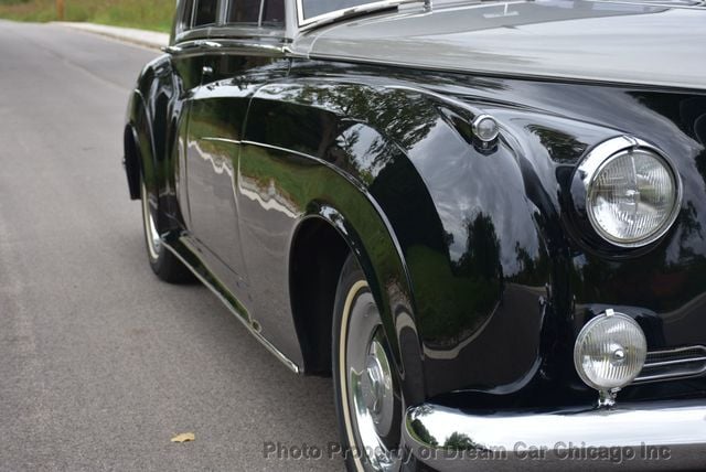 1960 Rolls-Royce Silver Cloud II  - 23056801 - 22
