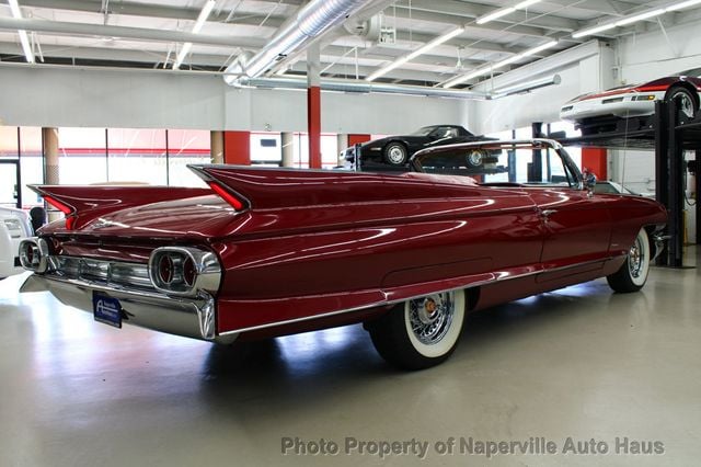 1961 CADILLAC Series 62 Convertible - 22465342 - 13