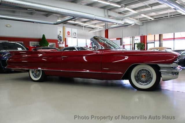 1961 CADILLAC Series 62 Convertible - 22465342 - 19