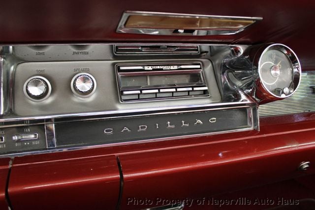 1961 CADILLAC Series 62 Convertible - 22465342 - 30