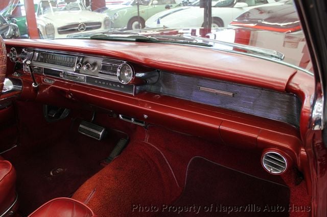 1961 CADILLAC Series 62 Convertible - 22465342 - 41