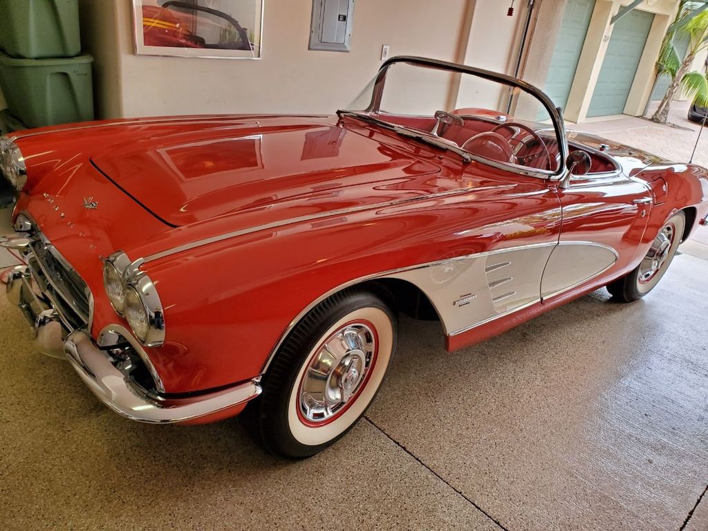 1961 Chevrolet CORVETTE  - 19133003 - 24