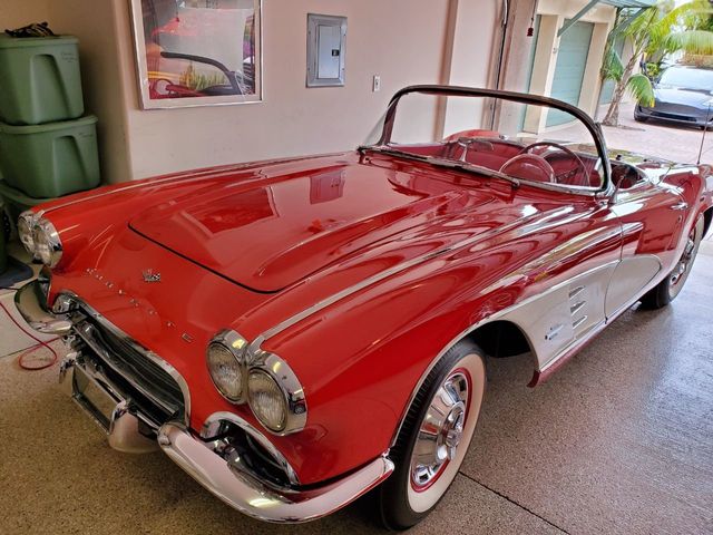 1961 Chevrolet CORVETTE  - 19133003 - 2