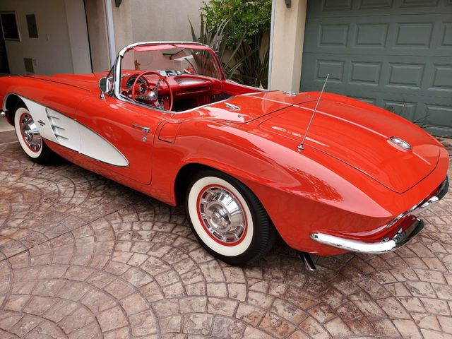 1961 Chevrolet CORVETTE  - 19133003 - 3