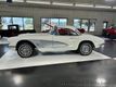 1961 Chevrolet Corvette  - 22575702 - 15