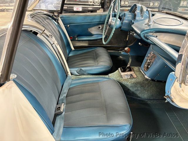 1961 Chevrolet Corvette  - 23000652 - 28