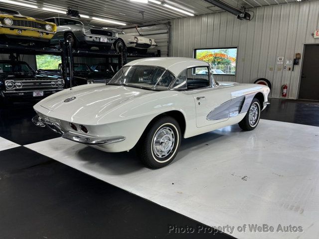 1961 Chevrolet Corvette  - 23000652 - 7