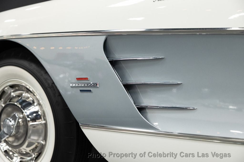 1961 Chevrolet Corvette Fuel Injected  "Fuelie" - 19136426 - 11