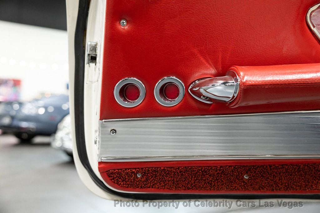 1961 Chevrolet Corvette Fuel Injected  "Fuelie" - 19136426 - 33