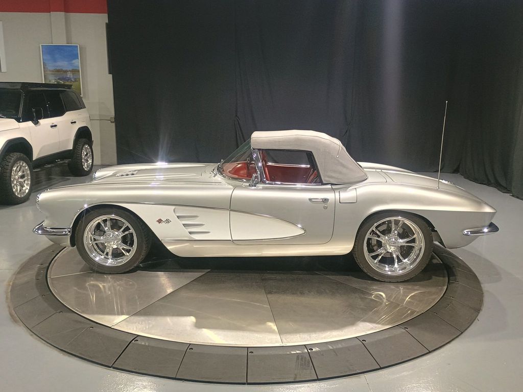 1961 Chevrolet Corvette Restomod Gen V LT1 - 22973781 - 1