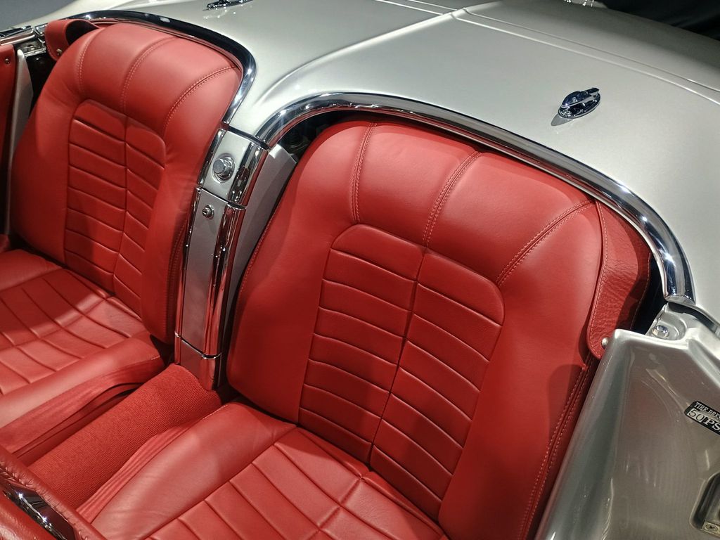 1961 Chevrolet Corvette Restomod Gen V LT1 - 22973781 - 31