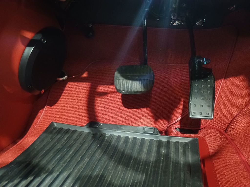 1961 Chevrolet Corvette Restomod Gen V LT1 - 22973781 - 34