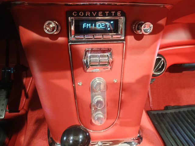1961 Chevrolet Corvette Restomod Gen V LT1 - 22973781 - 42