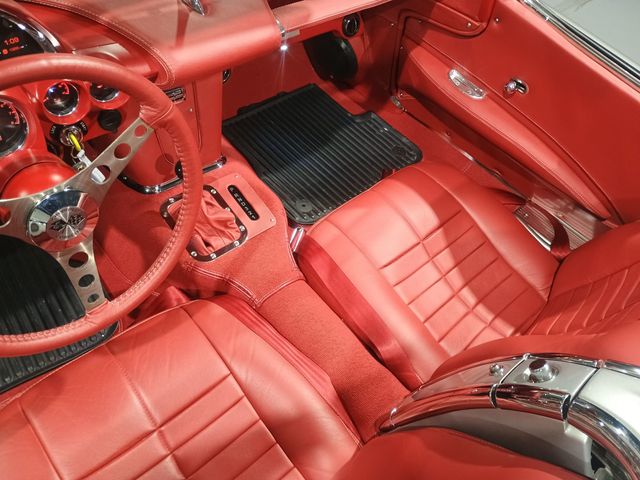 1961 Chevrolet Corvette Restomod Gen V LT1 - 22973781 - 45