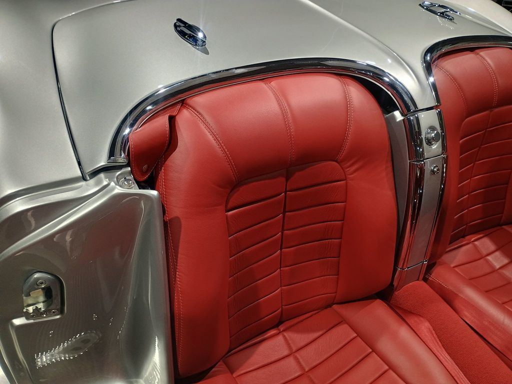 1961 Chevrolet Corvette Restomod Gen V LT1 - 22973781 - 50