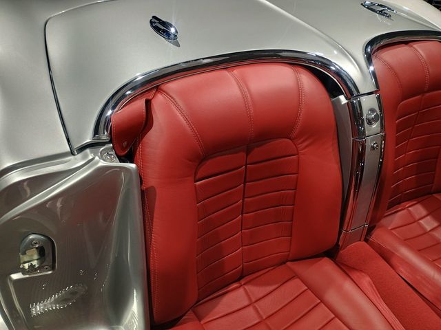 1961 Chevrolet Corvette Restomod Gen V LT1 - 22973781 - 50