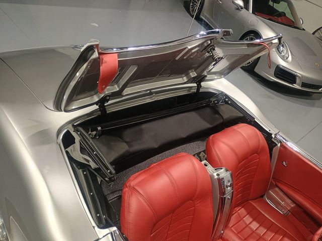 1961 Chevrolet Corvette Restomod Gen V LT1 - 22973781 - 61