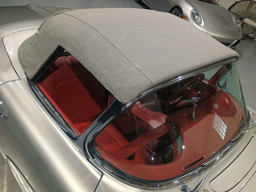 1961 Chevrolet Corvette Restomod Gen V LT1 - 22973781 - 70