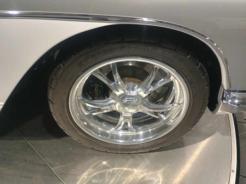 1961 Chevrolet Corvette Restomod Gen V LT1 - 22973781 - 71