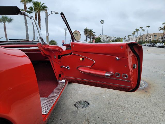 1961 Chevrolet Corvette RESTORED 1961 CORVETTE, GREAT DRIVER! - 21920698 - 12
