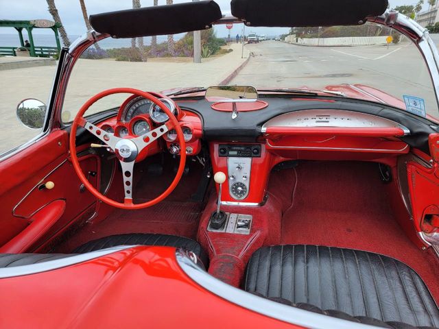 1961 Chevrolet Corvette RESTORED 1961 CORVETTE, GREAT DRIVER! - 21920698 - 17