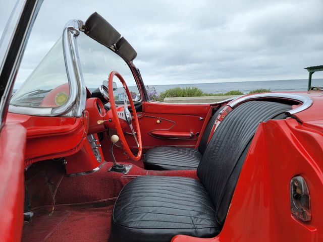 1961 Chevrolet Corvette RESTORED 1961 CORVETTE, GREAT DRIVER! - 21920698 - 27