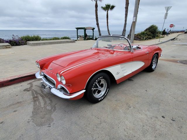 1961 Chevrolet Corvette RESTORED 1961 CORVETTE, GREAT DRIVER! - 21920698 - 33