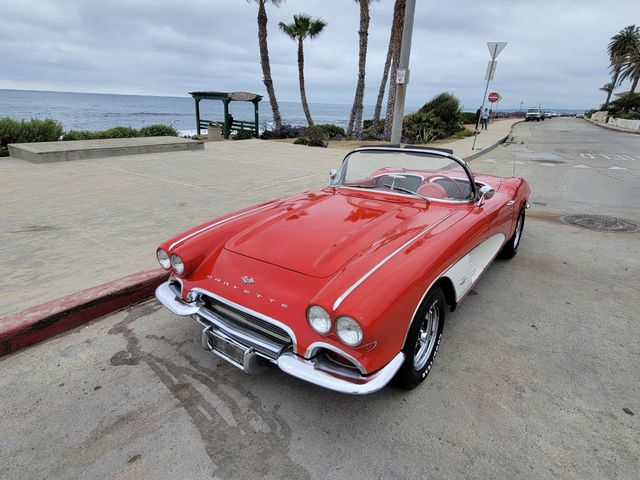 1961 Chevrolet Corvette RESTORED 1961 CORVETTE, GREAT DRIVER! - 21920698 - 34