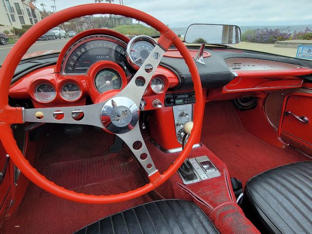 1961 Chevrolet Corvette RESTORED 1961 CORVETTE, GREAT DRIVER! - 21920698 - 39