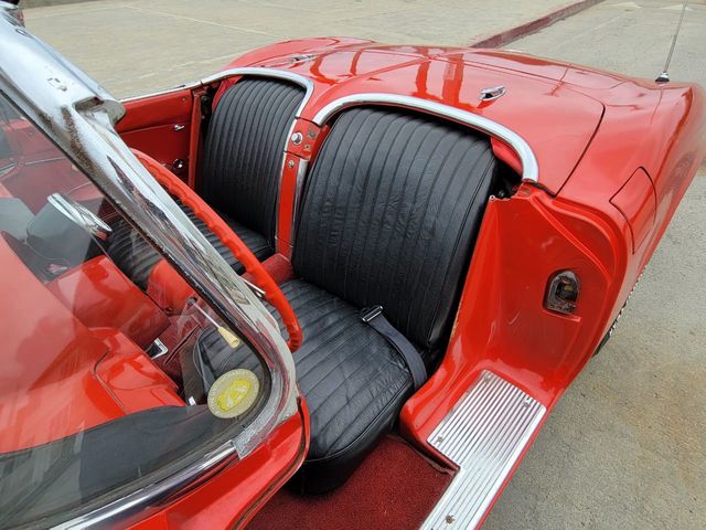 1961 Chevrolet Corvette RESTORED 1961 CORVETTE, GREAT DRIVER! - 21920698 - 42