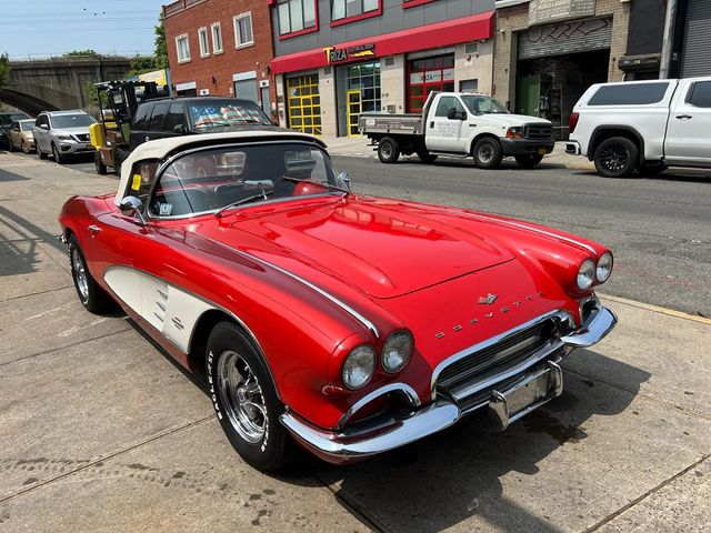 1961 Chevrolet Corvette RESTORED 1961 CORVETTE, GREAT DRIVER! - 21920698 - 44