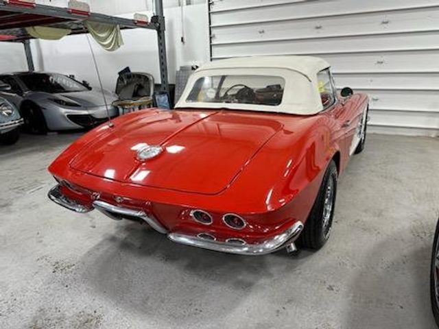 1961 Chevrolet Corvette RESTORED 1961 CORVETTE, GREAT DRIVER! - 21920698 - 46