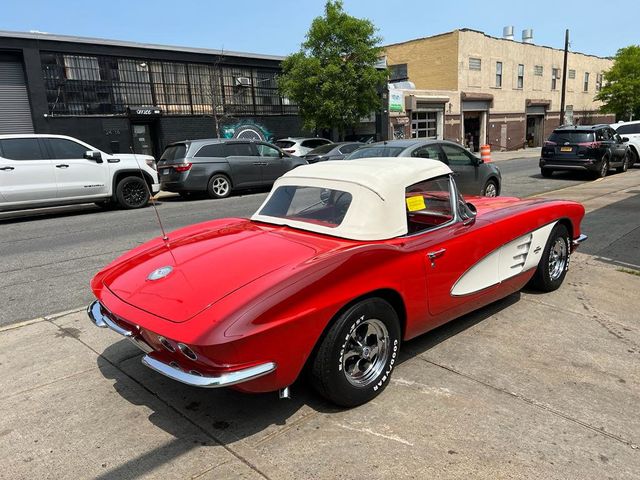1961 Chevrolet Corvette RESTORED 1961 CORVETTE, GREAT DRIVER! - 21920698 - 48