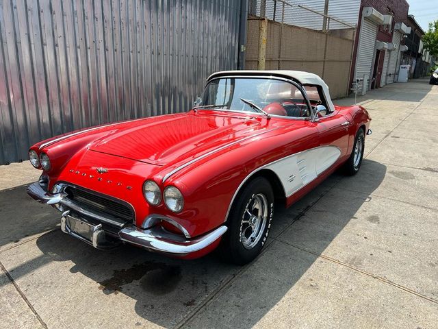 1961 Chevrolet Corvette RESTORED 1961 CORVETTE, GREAT DRIVER! - 21920698 - 50