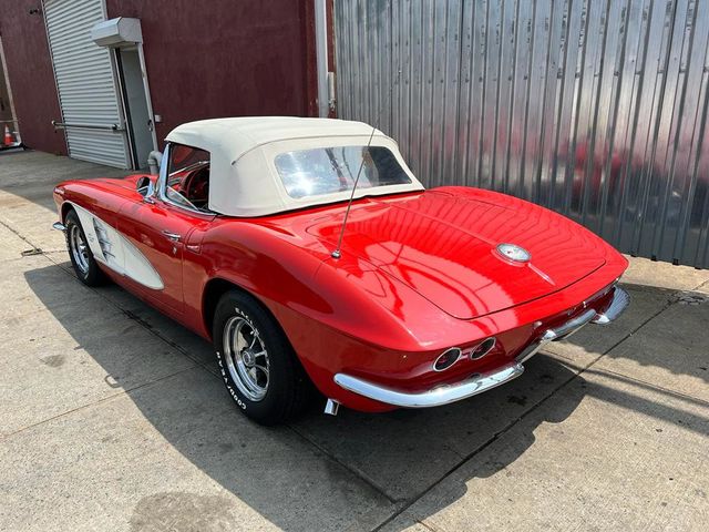1961 Chevrolet Corvette RESTORED 1961 CORVETTE, GREAT DRIVER! - 21920698 - 51