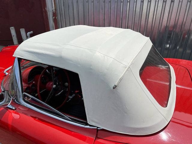 1961 Chevrolet Corvette RESTORED 1961 CORVETTE, GREAT DRIVER! - 21920698 - 53