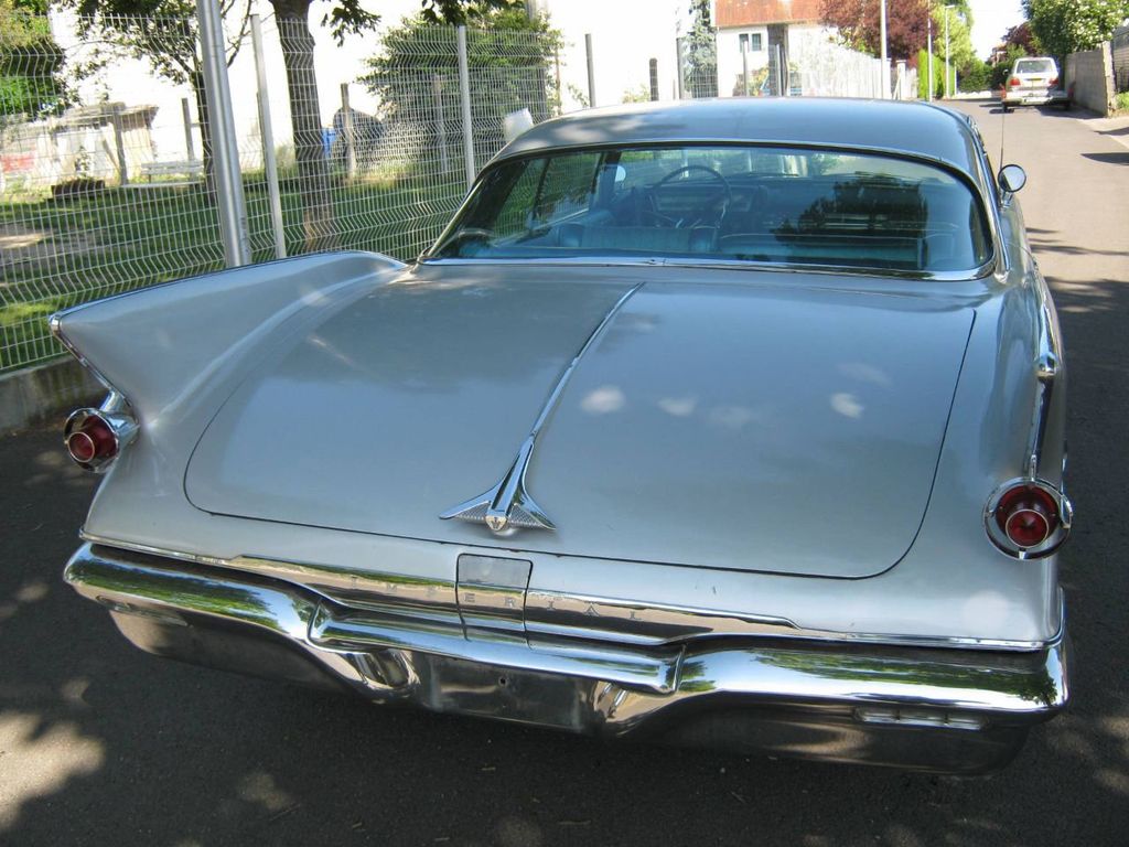 1961 Chrysler Imperial Coupe For Sale - 21978346 - 8