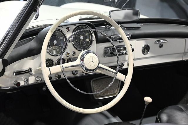 1961 Mercedes-Benz 190SL 1961 Mercedes-Benz 190SL Convertible - 22873789 - 14