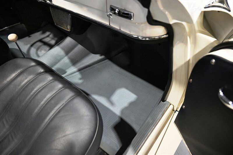 1961 Mercedes-Benz 190SL 1961 Mercedes-Benz 190SL Convertible - 22873789 - 18