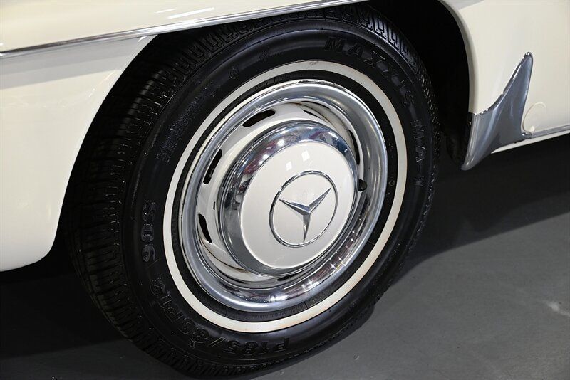 1961 Mercedes-Benz 190SL 1961 Mercedes-Benz 190SL Convertible - 22873789 - 29