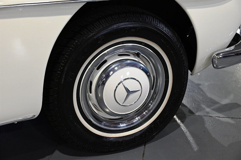 1961 Mercedes-Benz 190SL 1961 Mercedes-Benz 190SL Convertible - 22873789 - 30