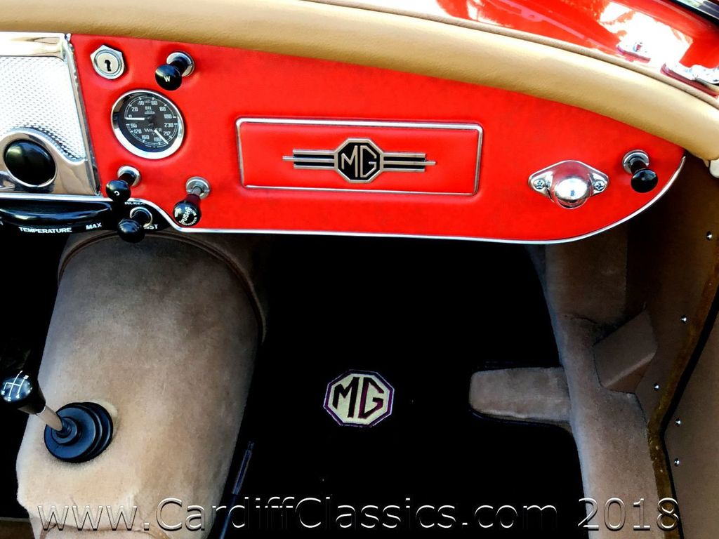 1961 MG MKII Convertible  - 17834315 - 15