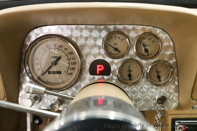 1961 Plymouth Valiant For Sale - 22888634 - 24