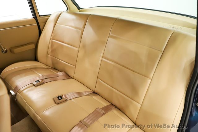 1961 Plymouth Valiant For Sale - 22888634 - 30
