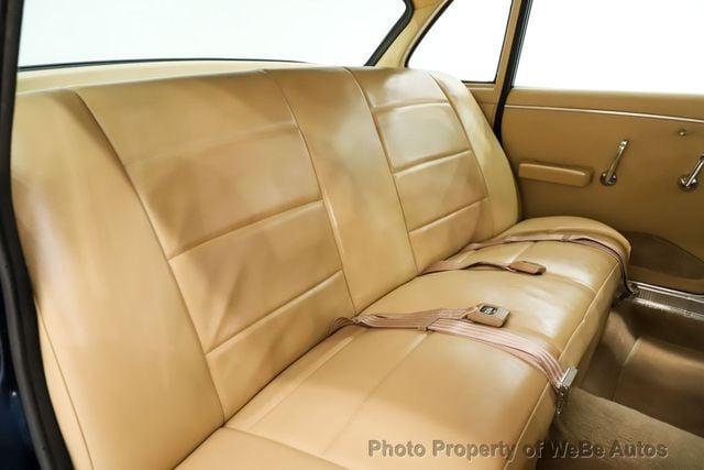 1961 Plymouth Valiant For Sale - 22888634 - 31