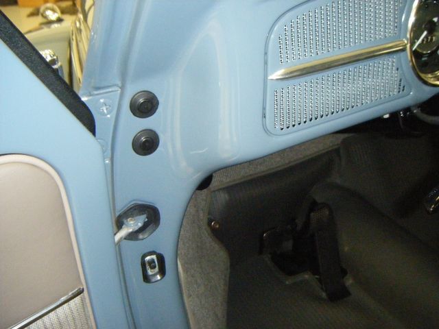 1961 Volkswagen BEETLE RESTORED - 5000097 - 23