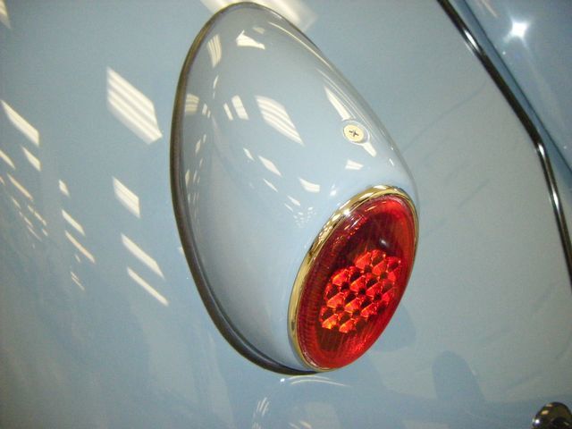 1961 Volkswagen BEETLE RESTORED - 5000097 - 37