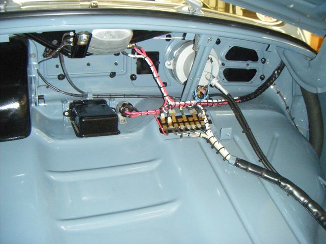 1961 Volkswagen BEETLE RESTORED - 5000097 - 56