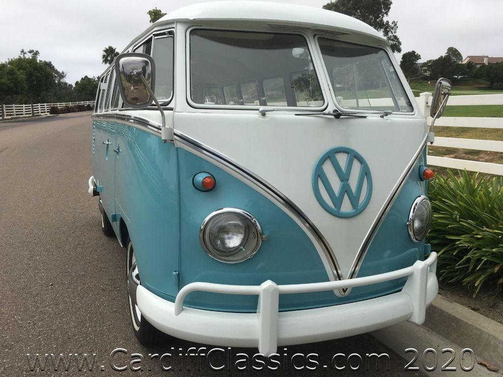 1961 Volkswagen Bus  - 20249770 - 9