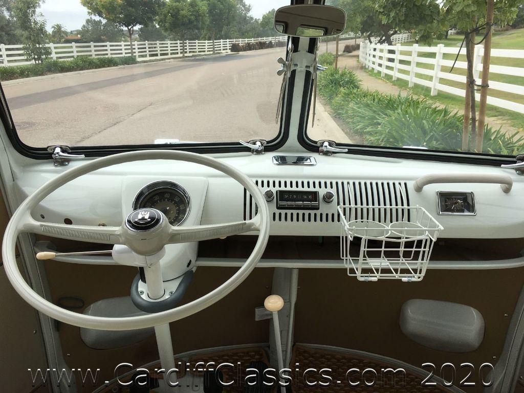 1961 Volkswagen Bus  - 20249770 - 12